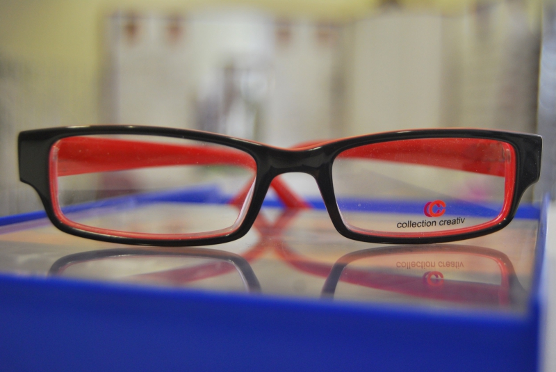 opticien-CHATEAUVIEUX-min_view-sight-lens-frame-optics-spectacles-1141012-pxhere.com